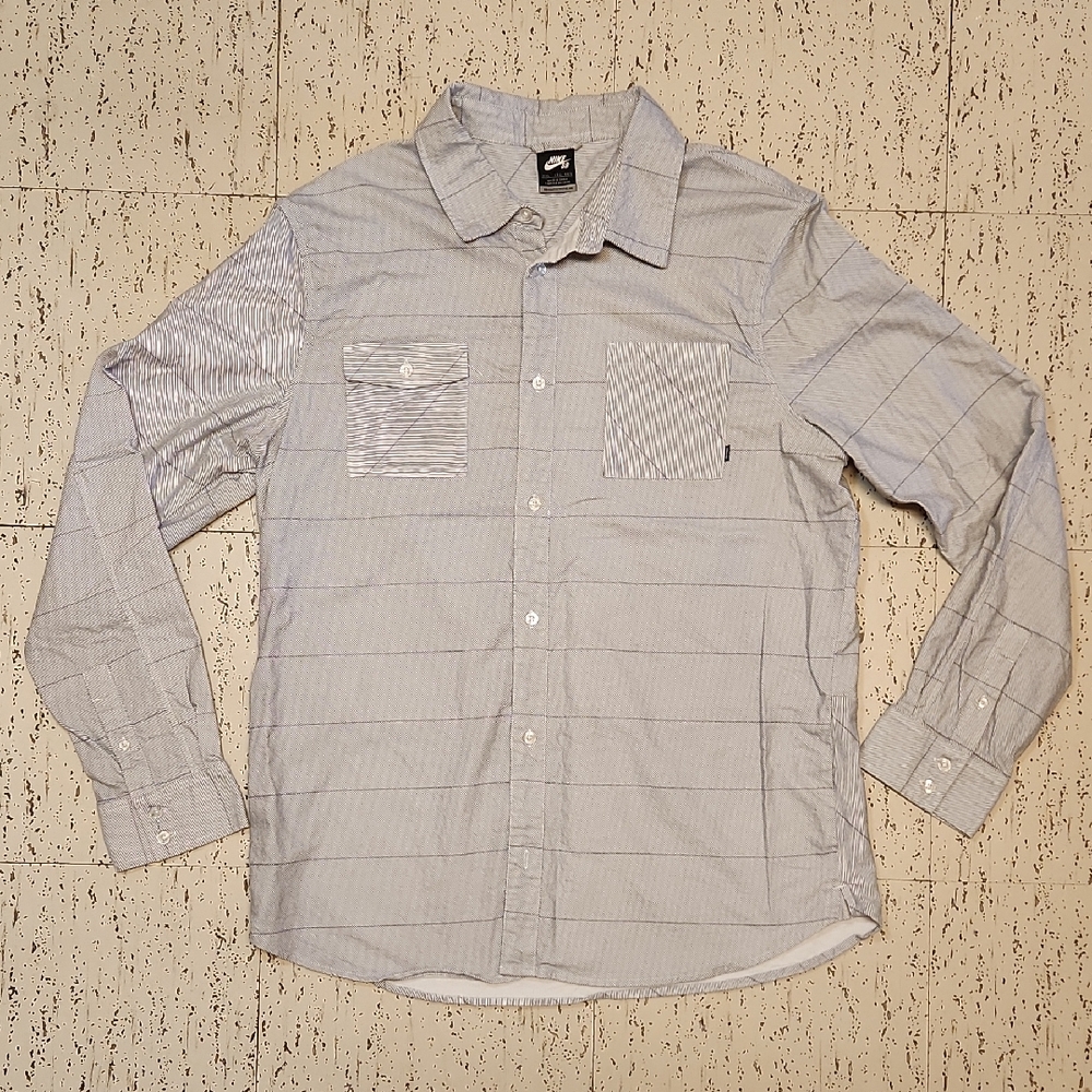Nike SB Stripe Button Down Long Sleeve Casual Dress Shirt Vintage Y2K